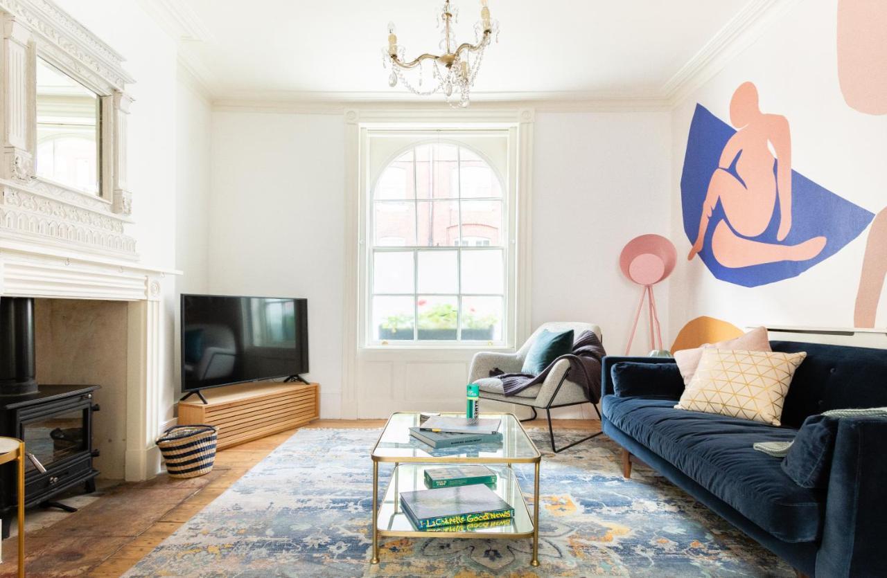 The Euston Square Escape - Modern And Central 4Bdr Home 伦敦 外观 照片