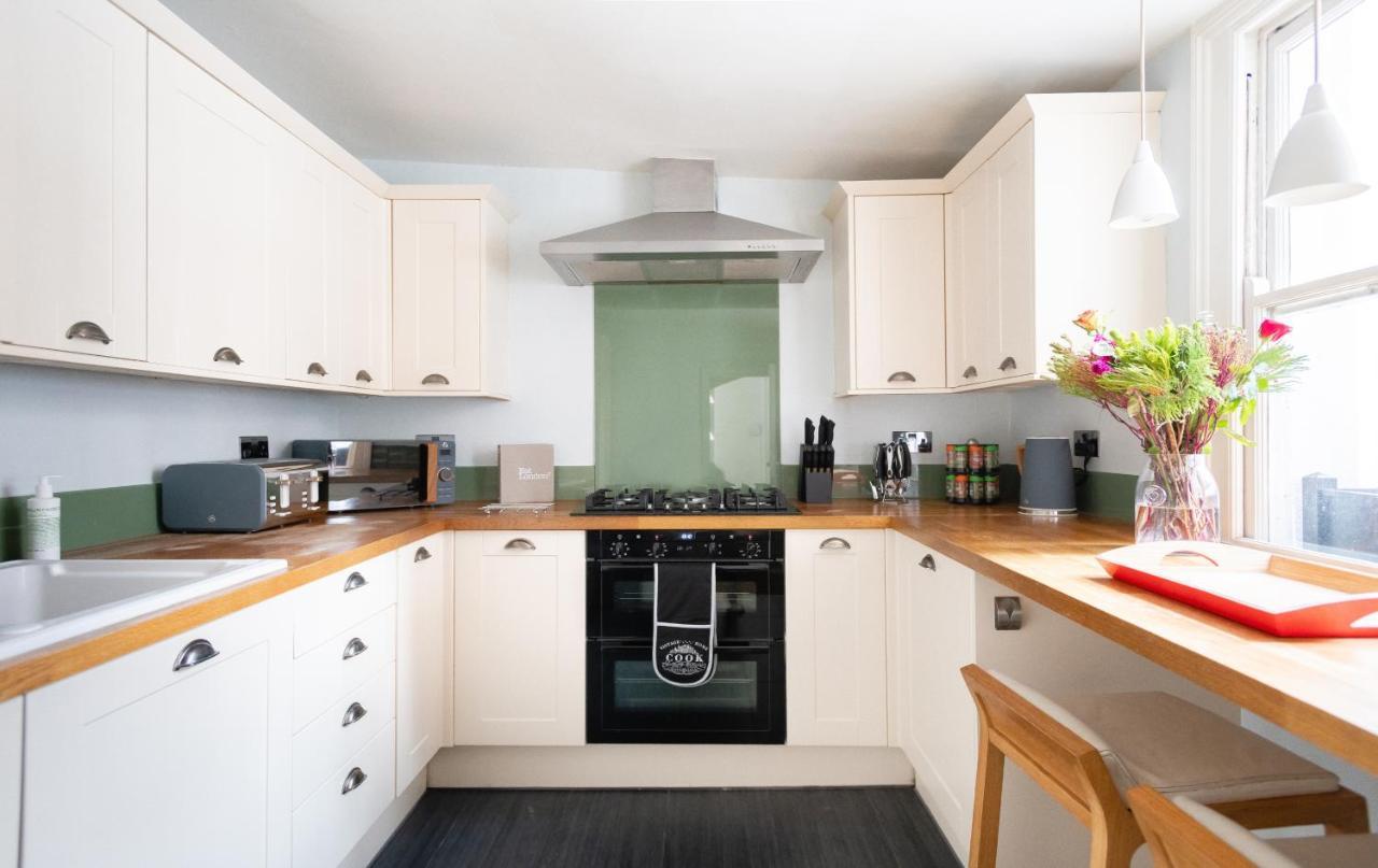 The Euston Square Escape - Modern And Central 4Bdr Home 伦敦 外观 照片